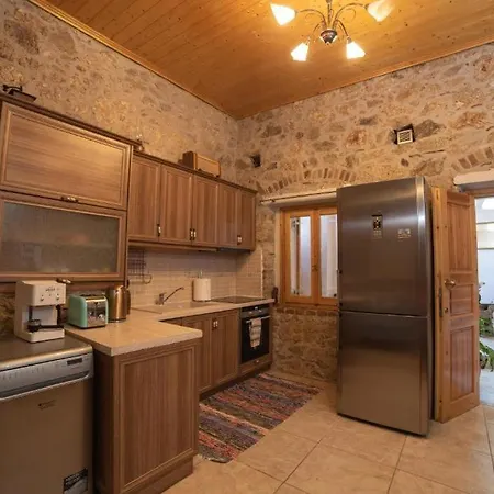 Menecrates Rustic - San Matteo * Ágios Matthaíos