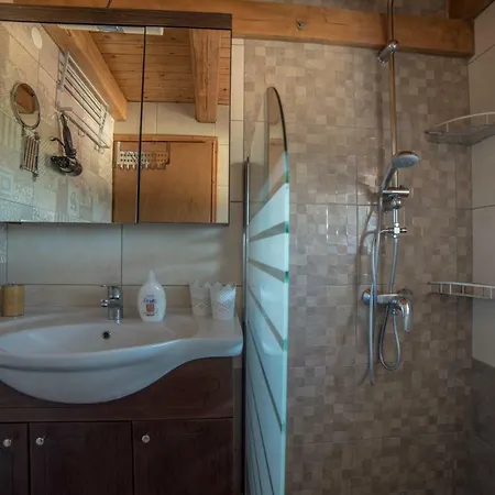 Menecrates Rustic - San Matteo * Ágios Matthaíos