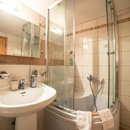 Menecrates Rustic - San Matteo Ágios Matthaíos